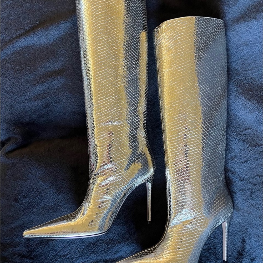 Frida Tall Boot Retrofete